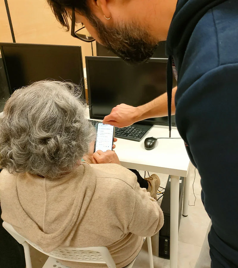 Alfabetización digital Adultos Mayores