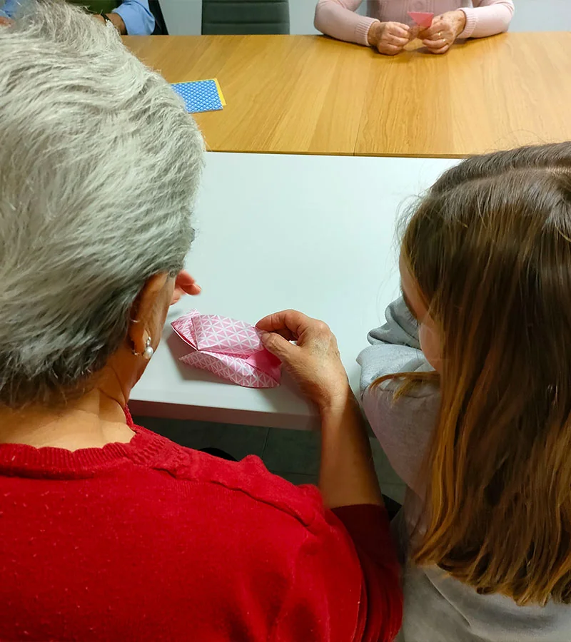 Algunos momentos de cooperación entre los participantes más pequeños y los mayores