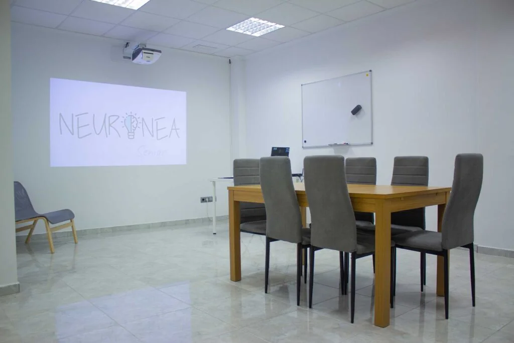 Aula Proyección Neuronea Senior